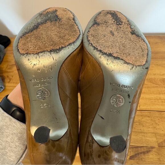 Dolce & Gabbana Italy Spuntata Anguilla Brown Leather Peep Toe Heels Size 35.5 - Picture 4 of 7